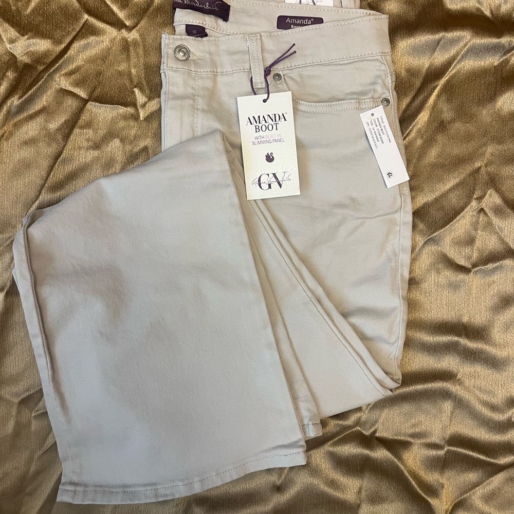 Gloria Vanderbilt Amanda Boot Cut Jeans in Pale Taupe